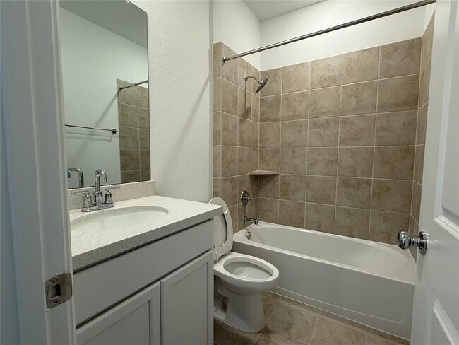 Building Photo - 9738 Rialto Hts Dr
