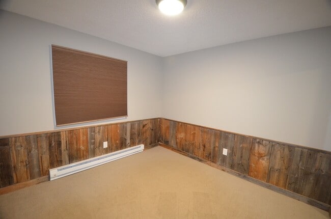 Building Photo - 3bed/2bath Condo, 10 minutes from Breck! Y...