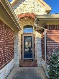 Building Photo - 4815 Stetson Dr N