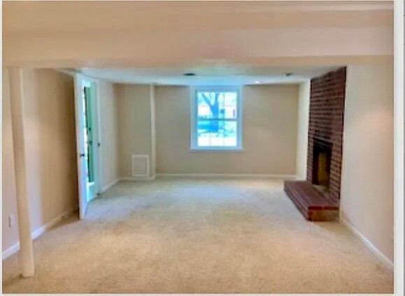 Building Photo - 1900 E 28th Ave