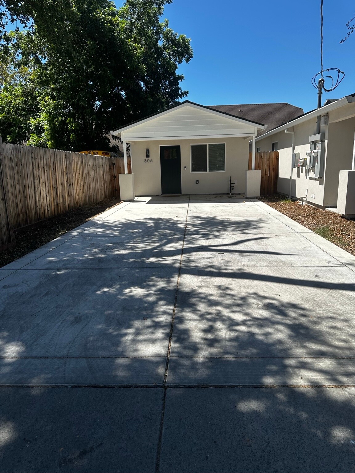 Building Photo - 806 Nogales St