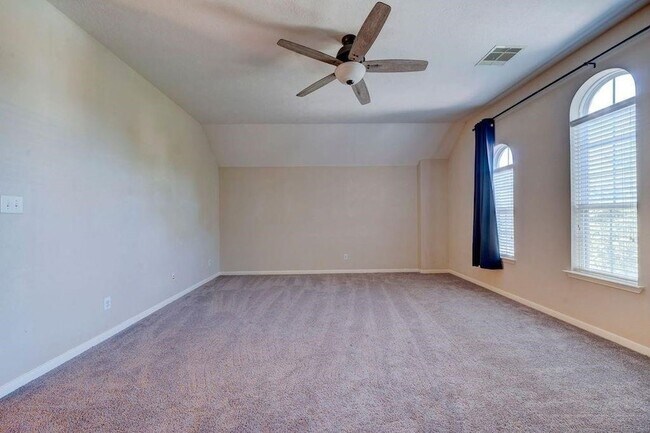 Building Photo - 29810 N Legends Village Cir