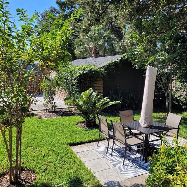 Building Photo - 2710 2nd Ave N