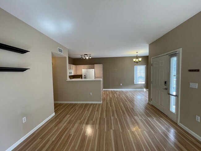 Building Photo - 1146 Opal St