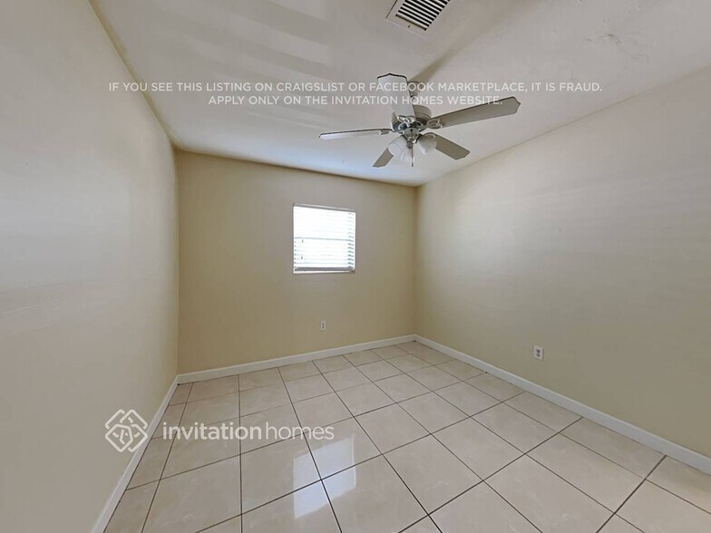 Building Photo - 1841 NW 185th St