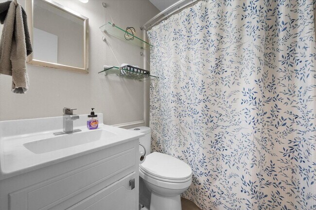 Building Photo - 4803 8th St