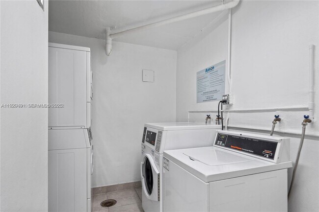 Building Photo - 1865 79th Street Causeway