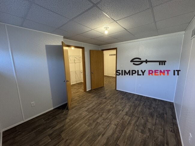 Building Photo - Renovated 1 Bedroom, 1 Bathroom Main Floor, Roland, IA