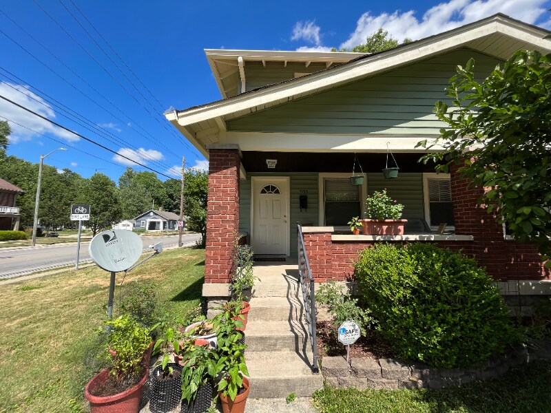 Building Photo - 5157-5159 Carrollton Ave