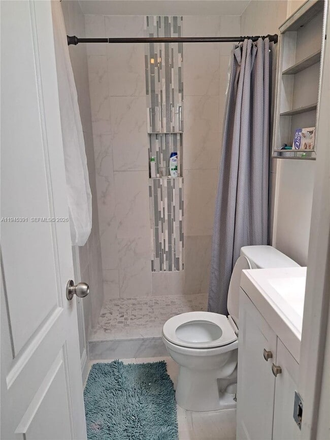 Building Photo - 2220 N 57th Way