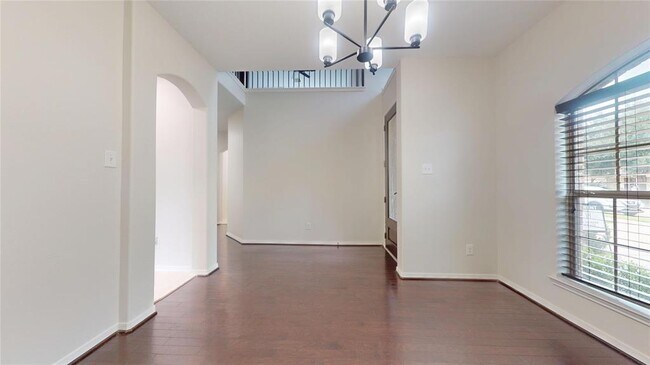 Building Photo - 26503 Forest Pine Ln