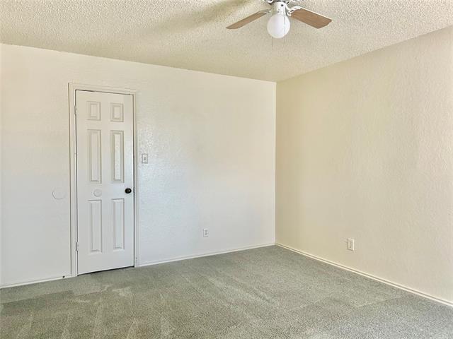 Building Photo - 411 Crestline Dr