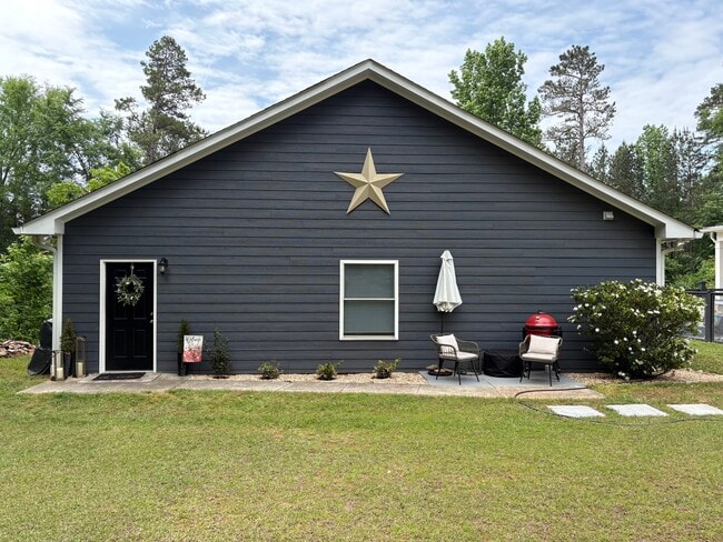 Building Photo - 123 1/2 Inverness Rd