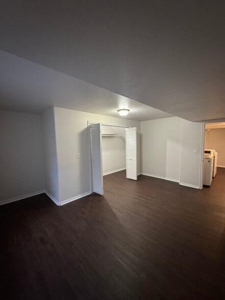 Bedroom 2 - 6672 W Valley Oak Dr