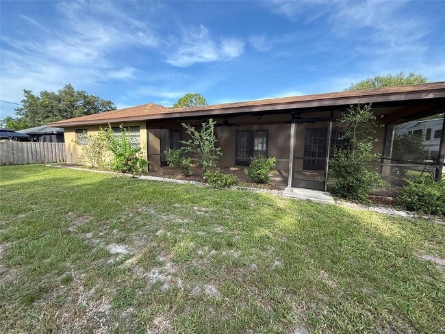 Building Photo - 4270 Ascot Dr