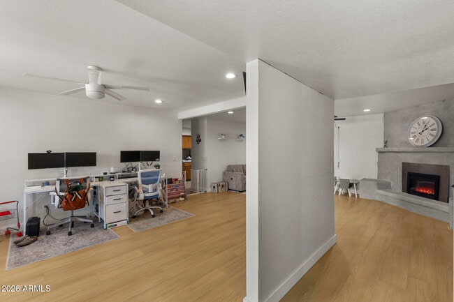 Building Photo - 2208 E Contessa Cir