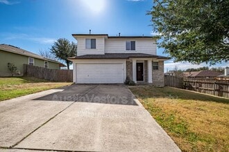 Building Photo - 104 Pond Way