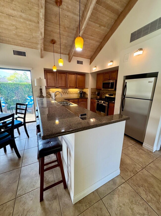 Building Photo - 310 Forest Hills Dr