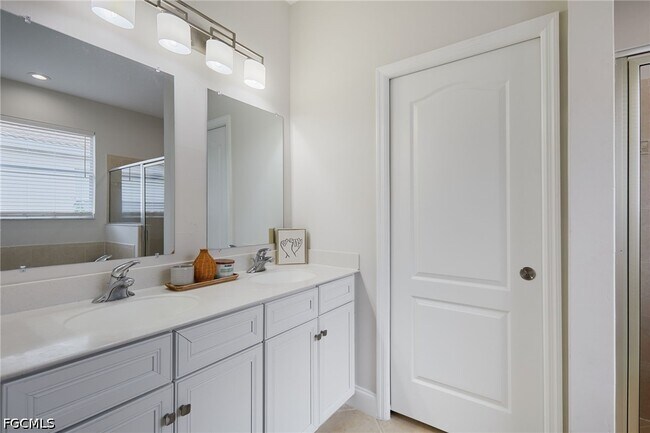 Building Photo - 3151 Midship Dr