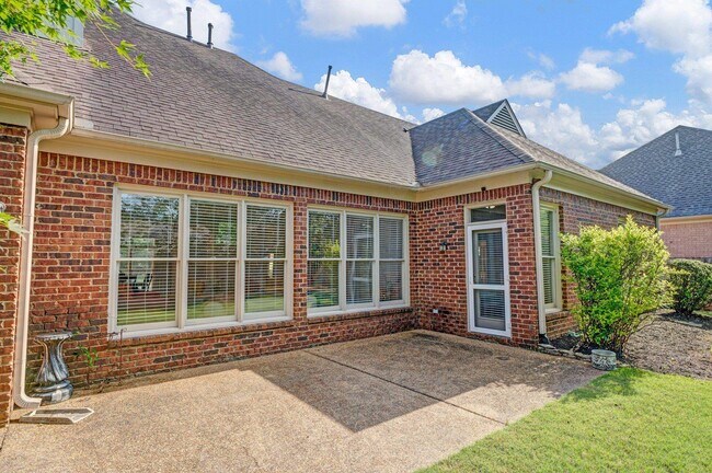 Building Photo - 1331 Riding Brook Dr