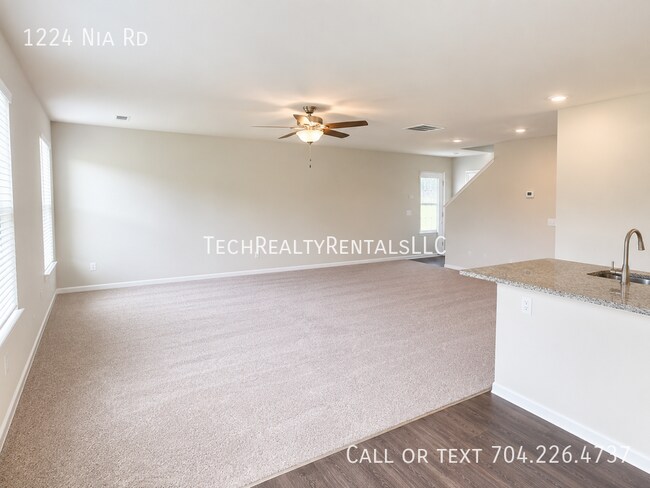 Building Photo - 1224 Nia Rd