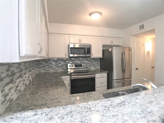 Building Photo - 2510 Grants Lake Blvd