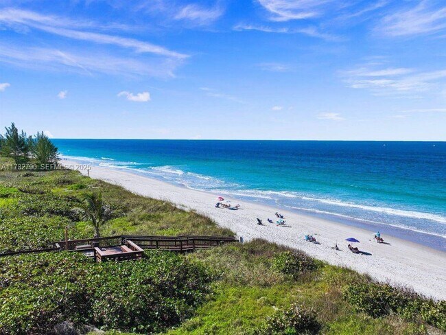 Building Photo - 3870 N Hwy A1A