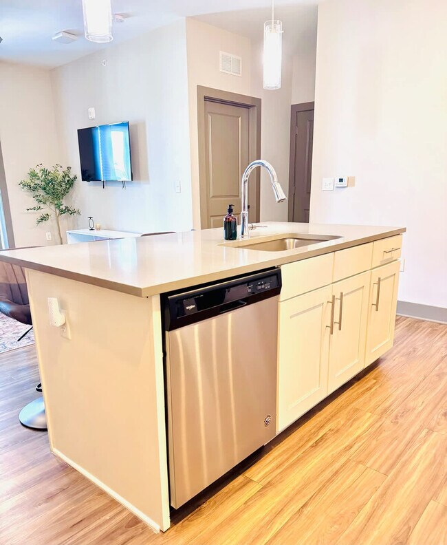 Building Photo - 9276 Vintage Hills Way