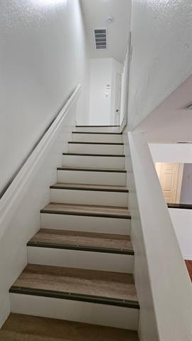 Building Photo - 3934 Brandon Park Dr