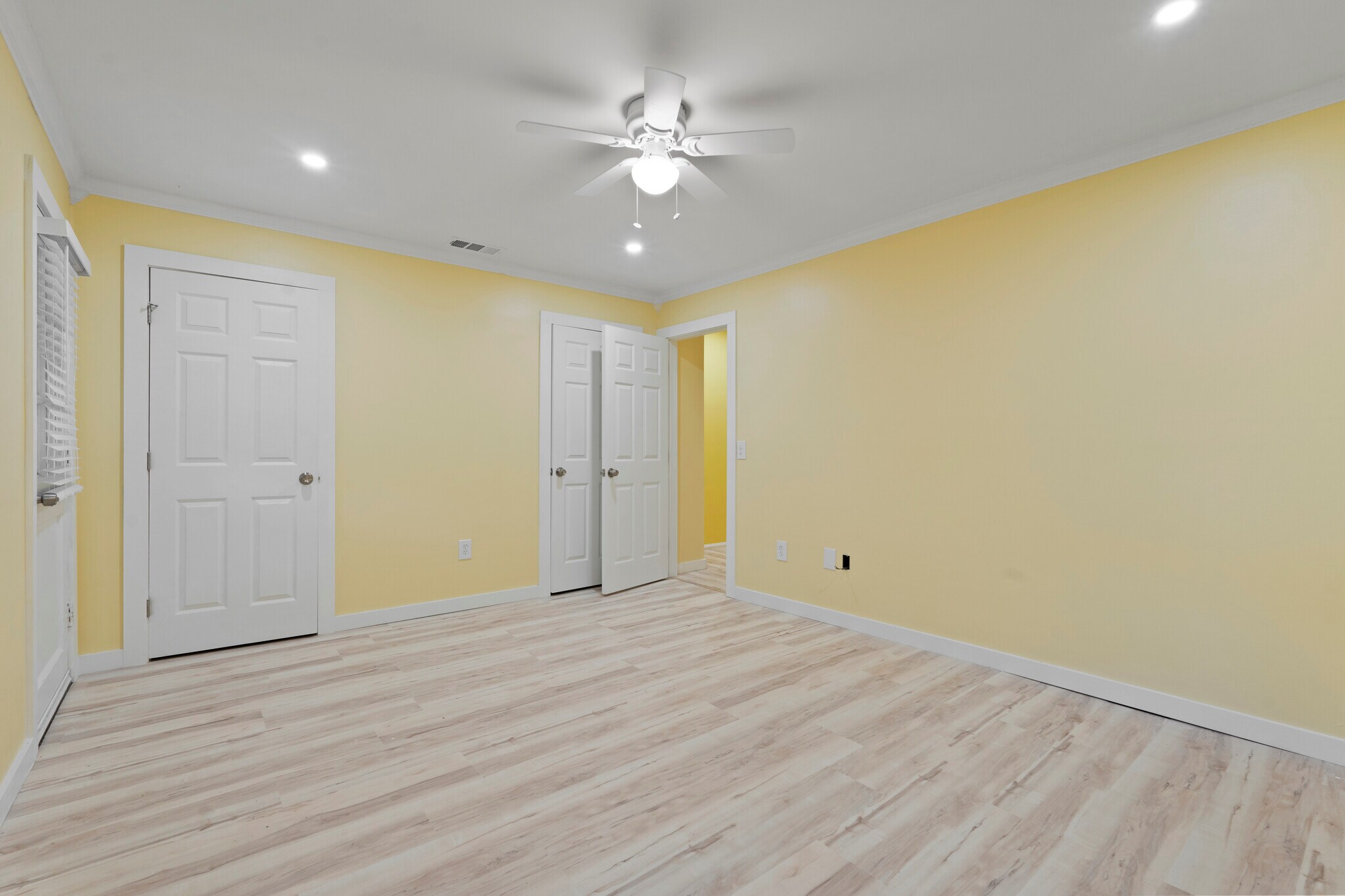 Building Photo - 400 William Hilton Pky