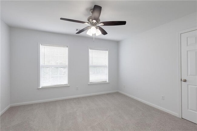 Building Photo - 4987 Rustic Canyon Dr