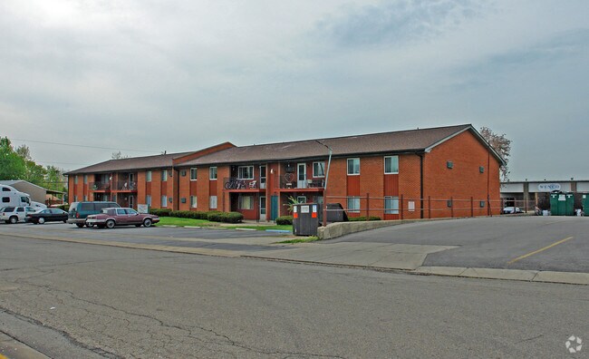 Primary Photo - Applecreek Apartments