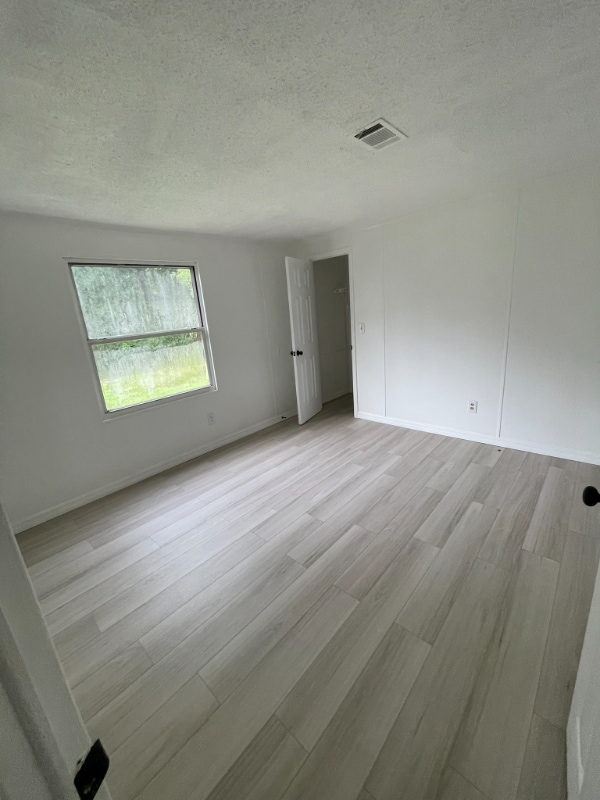 Building Photo - 15731 Trigonia St