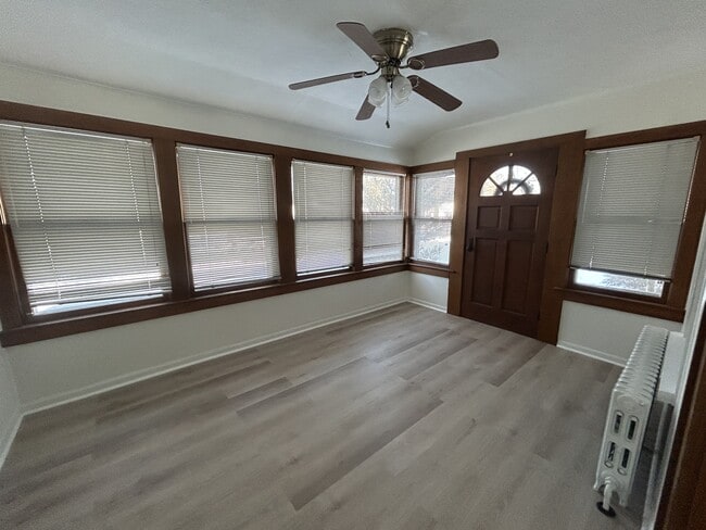 Building Photo - 567 Britton Rd