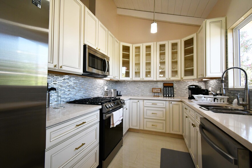 Building Photo - 3514 Pansy Dr
