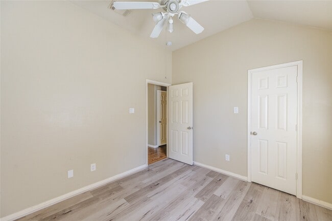 Building Photo - 44 Atascadero Dr