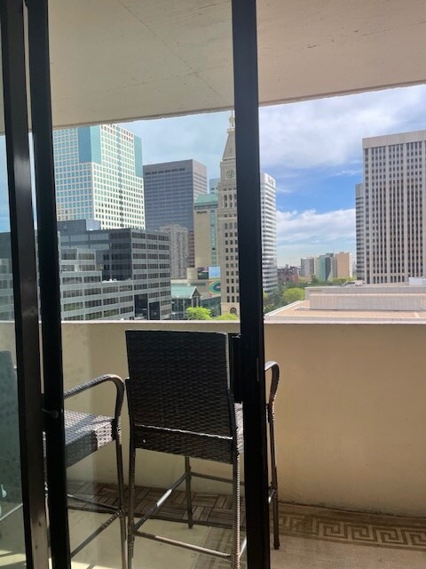 Building Photo - 1020 15th St