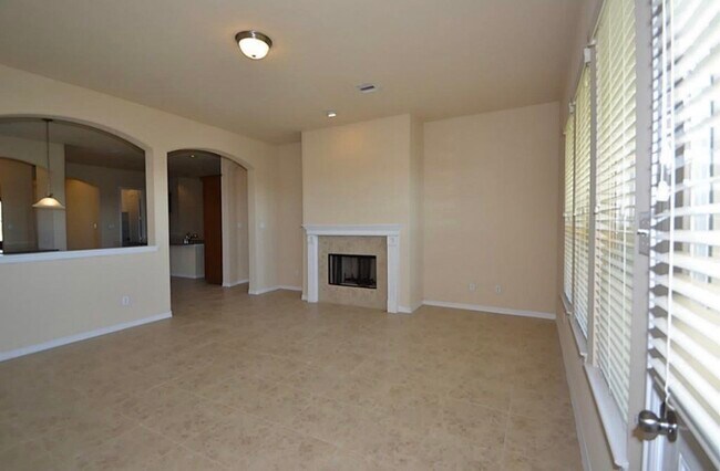 Building Photo - 7219 Pearl Terrace Ln