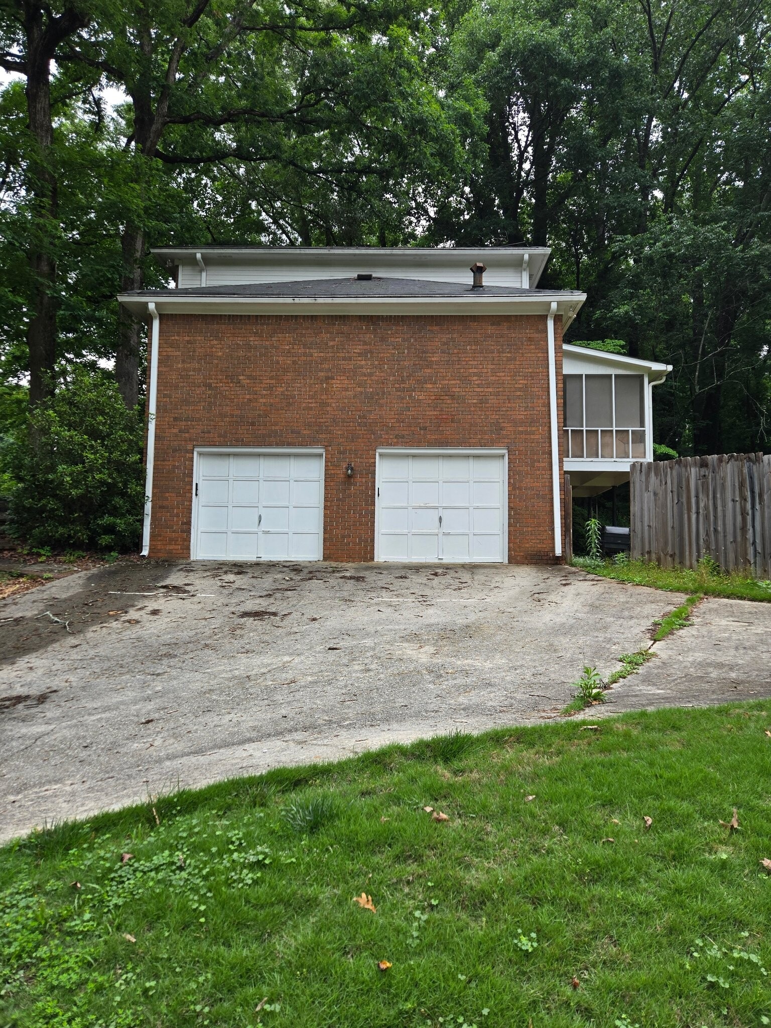 Building Photo - 7195 Hunters Branch Dr NE