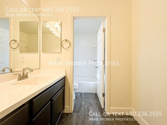 Building Photo - 249 North Sandal-