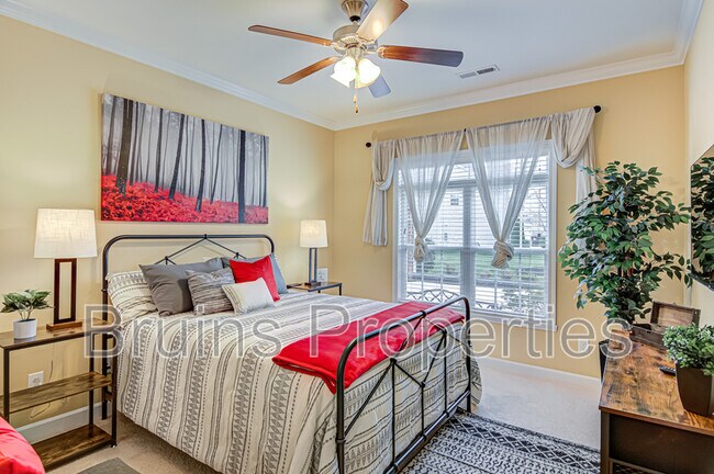 Building Photo - 4077 Cosway Ct