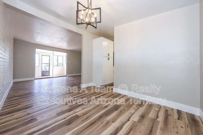 Building Photo - 7957 E 19th Pl