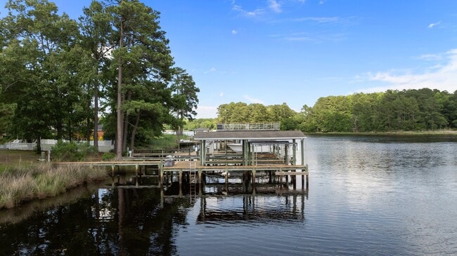 Building Photo - 2300 Greenwing Ct