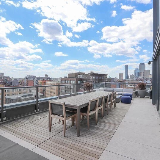 Building Photo - 390 Harrison Ave