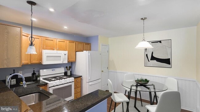 Building Photo - 9320 Fringe Tree Ln
