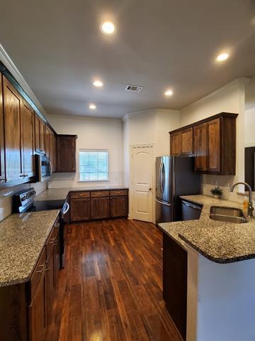 Building Photo - 989 Southgate Ct