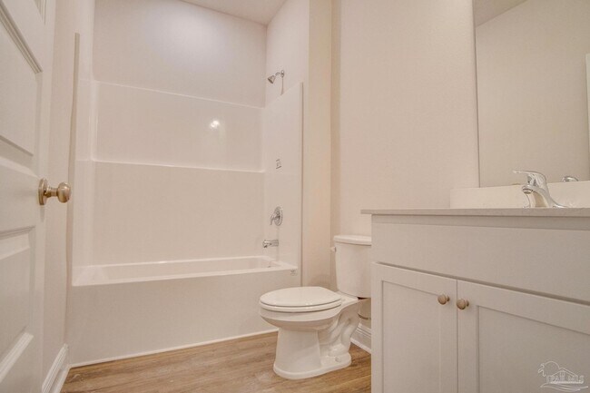 Building Photo - 539 Bridle Way