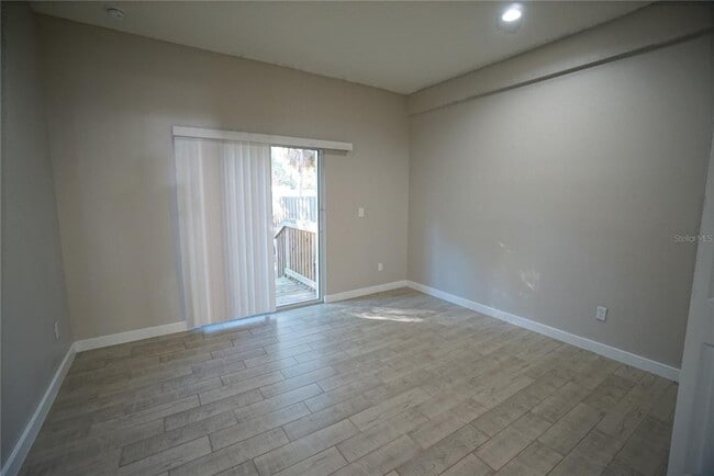 Building Photo - 4210 N Coolidge Ave