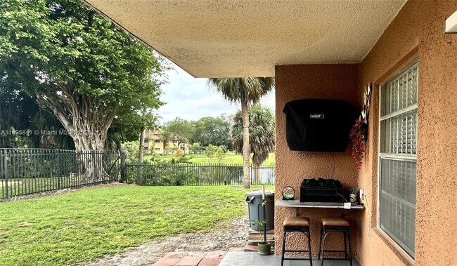 Building Photo - 17500 NW 68th Ave