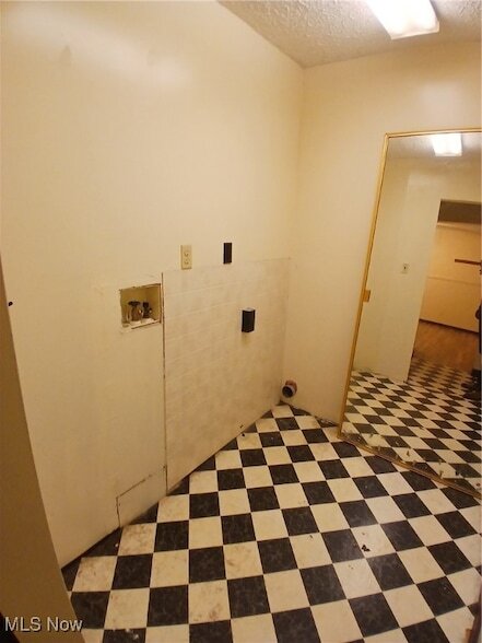 Building Photo - 809 Lakewood Ave